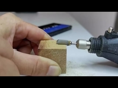 Zastosowanie różnych materiałów (metal, drewno, aluminium itp.) przez kilka frezów z węglików spiekanych